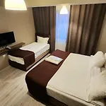 Hotel Moda *