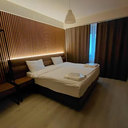 Moda Hotel *